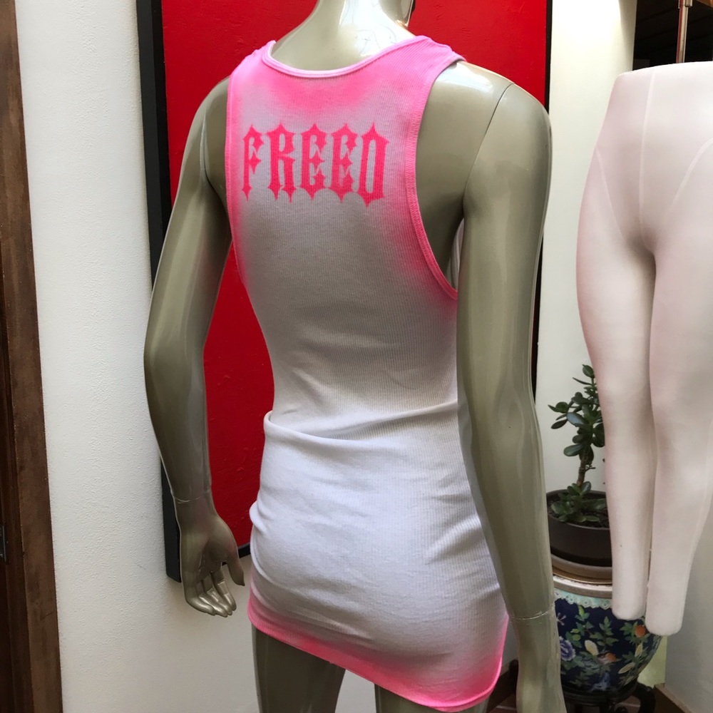 BRITNEY SPEARS FREED distressed ribbed graffiti soft tank top L - Picture 7 of 17